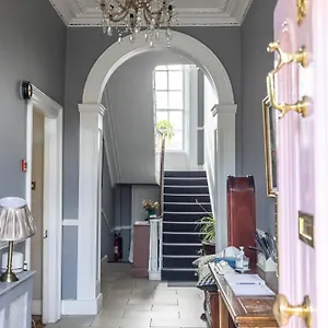 Bed & Breakfast Abbeyleigh House, Dublin